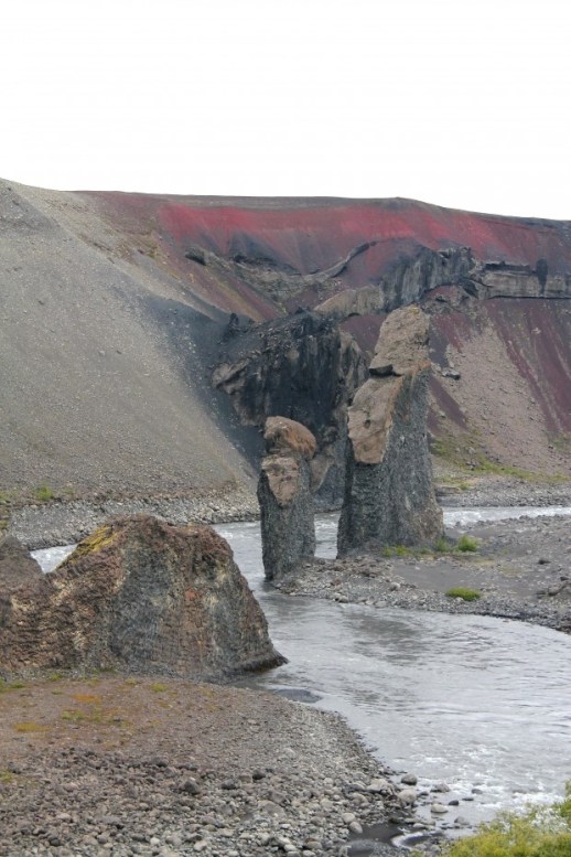 Drangar í Rauðuskriðum